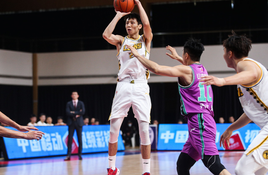 日本球队强势登顶，取得胜利晋级