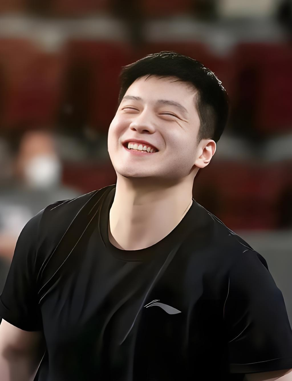 波兰队翻盘法国队，许昕状态火热