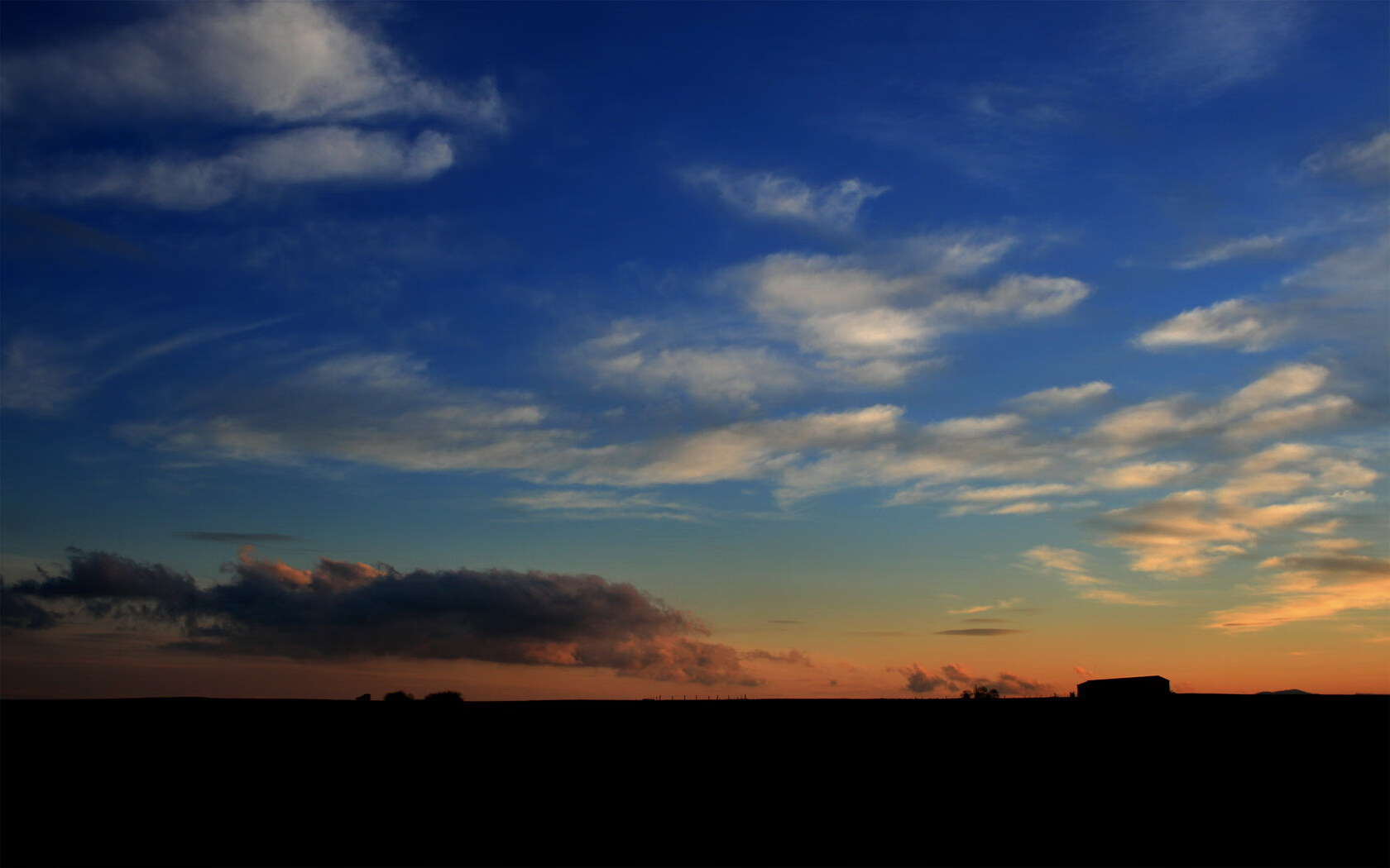 开云下载-活塞收割老鹰，英格拉姆在世界排名争夺战的寂静战场上接管比赛
