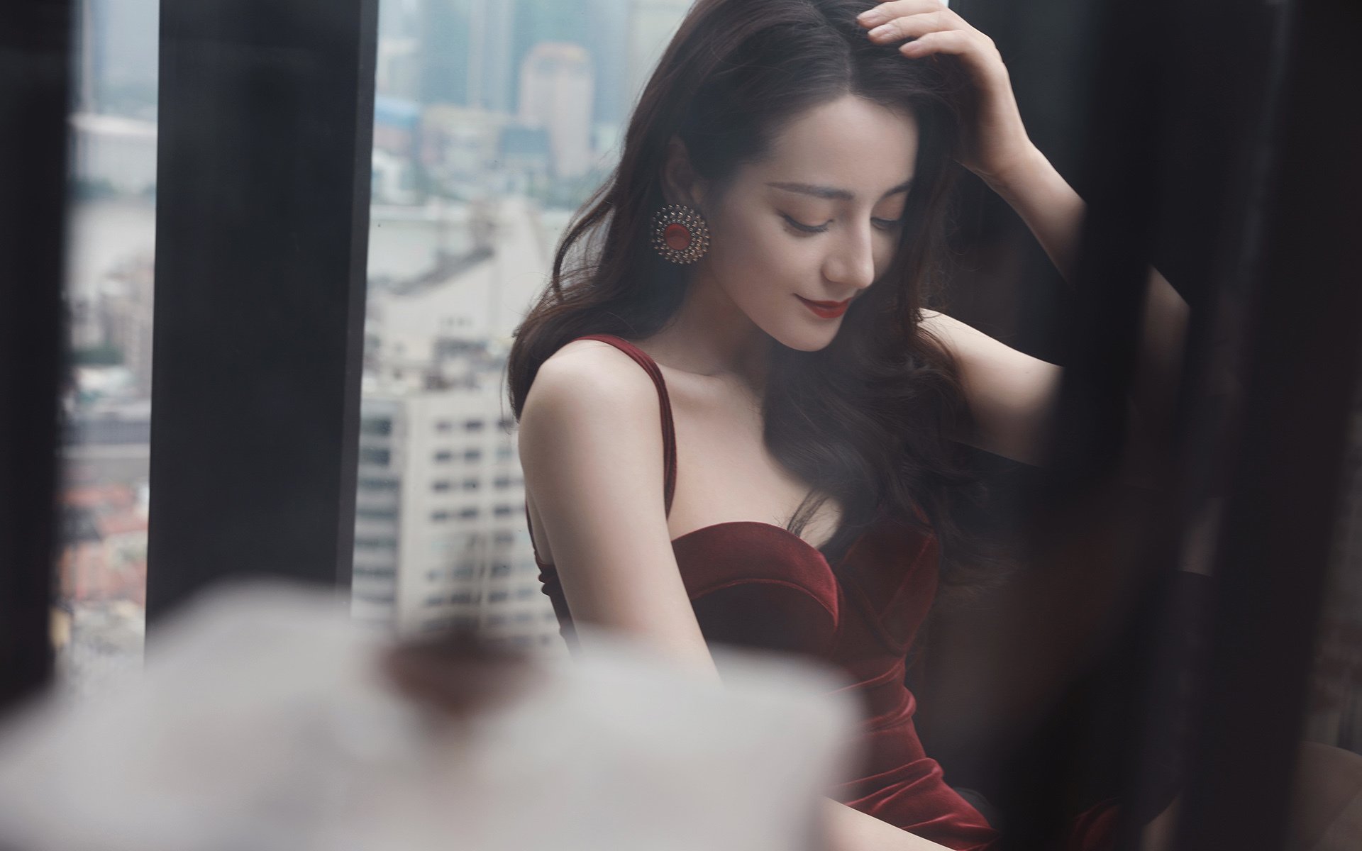 格纳布里轰塌长城,一场足球,两道血痕