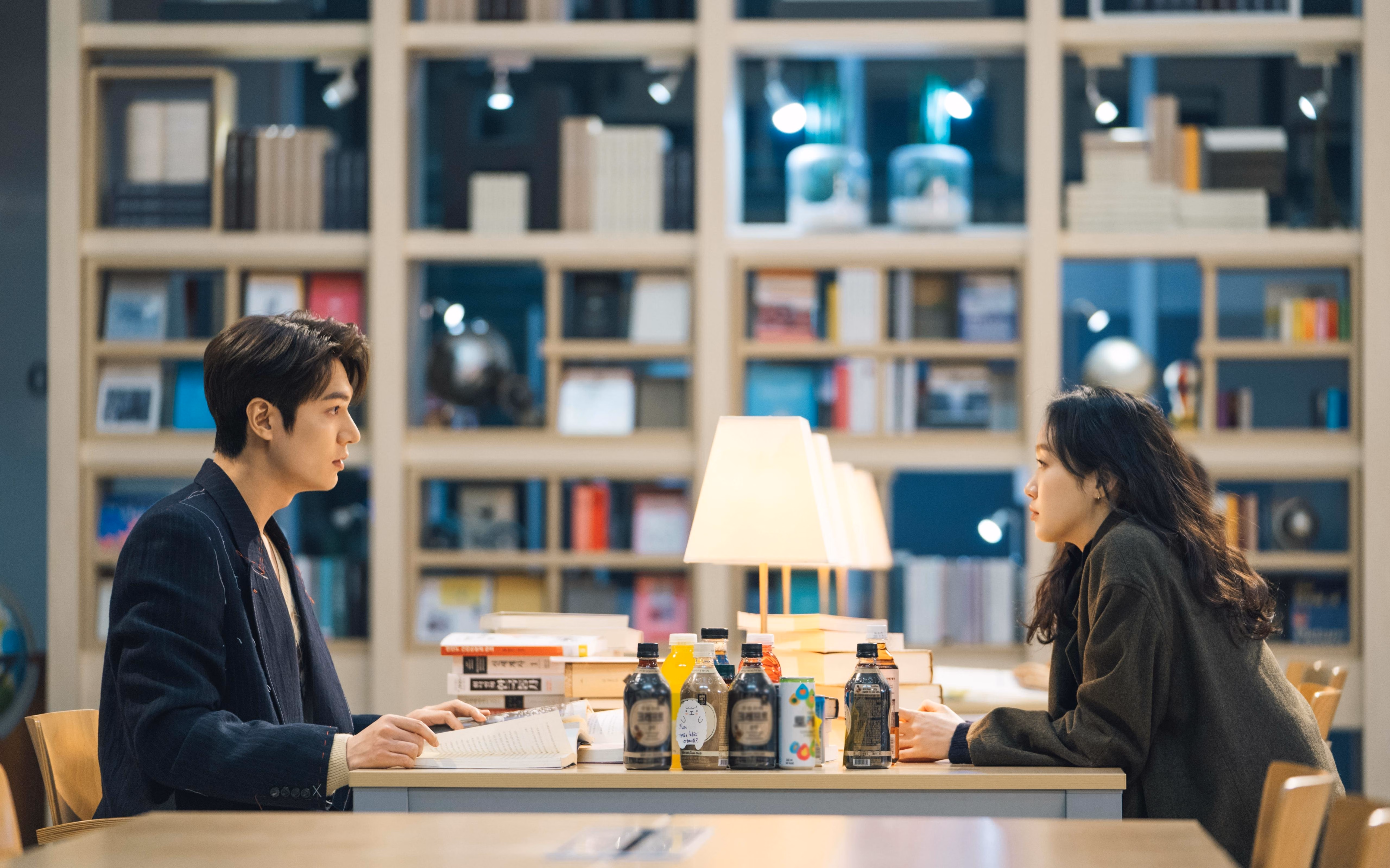 超级巨星的加冕礼，总决赛之夜恩比德展现真正价值