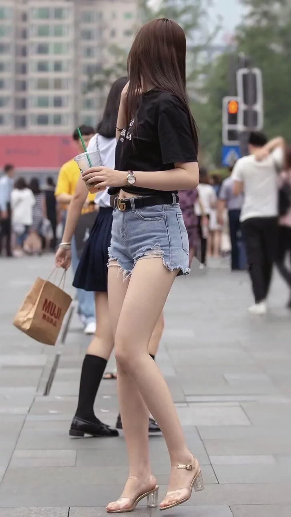 斗牛士的倔强,加维领衔西班牙绝地反击,2-1险胜巴西抢占B组先机